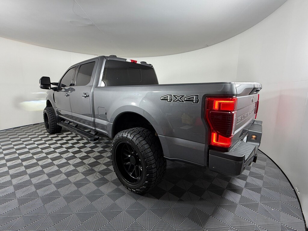 Used 2022 Ford F-250 LARIAT Truck Crew Cab