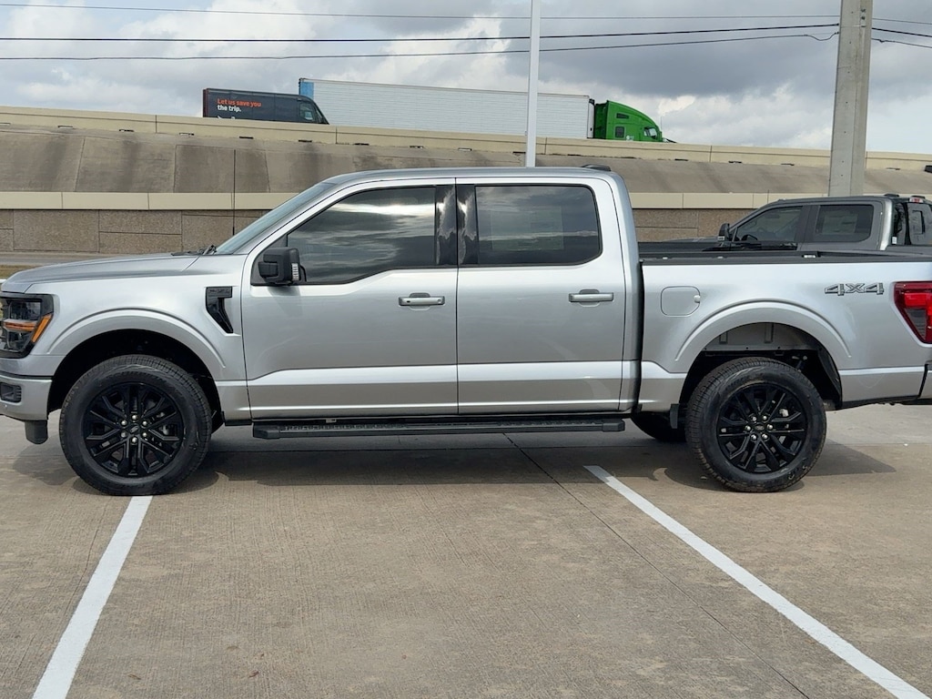 New 2026 Ford F-150 XLT Truck SuperCrew Cab
