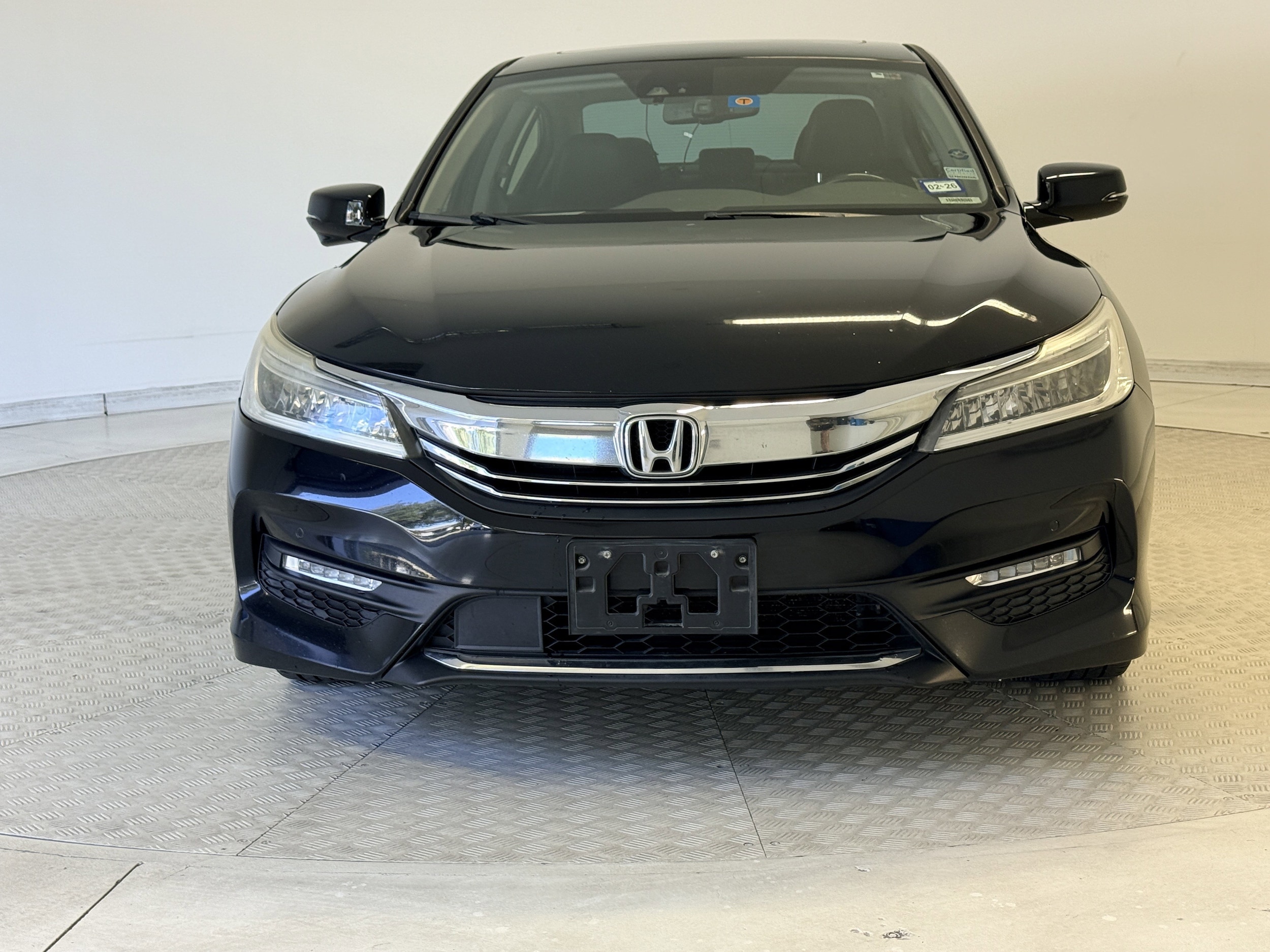 Used 2016 Honda Accord Touring with VIN 1HGCR3F91GA025943 for sale in Richardson, TX