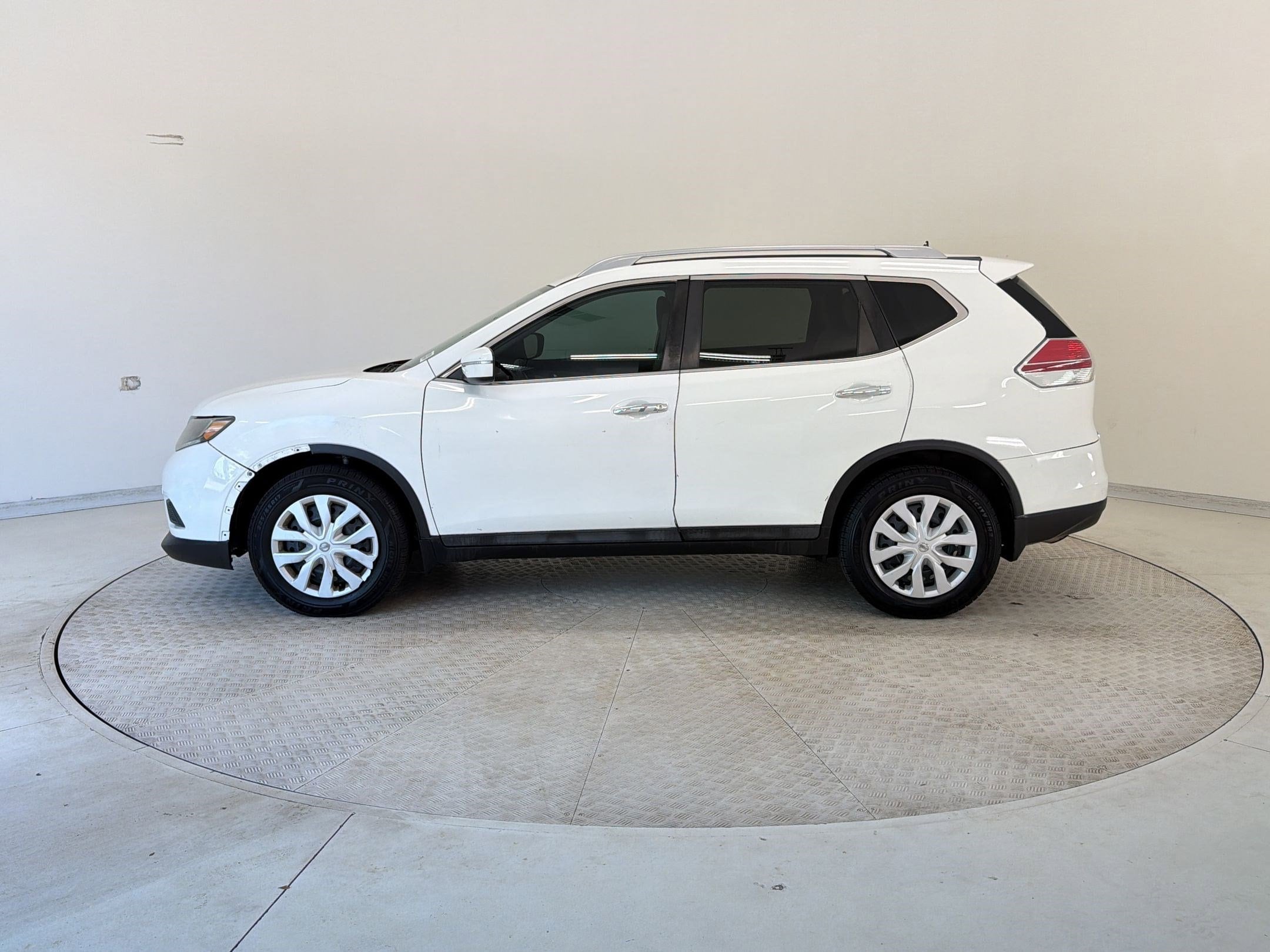 Used 2016 Nissan Rogue S with VIN 5N1AT2MT6GC859836 for sale in Richardson, TX