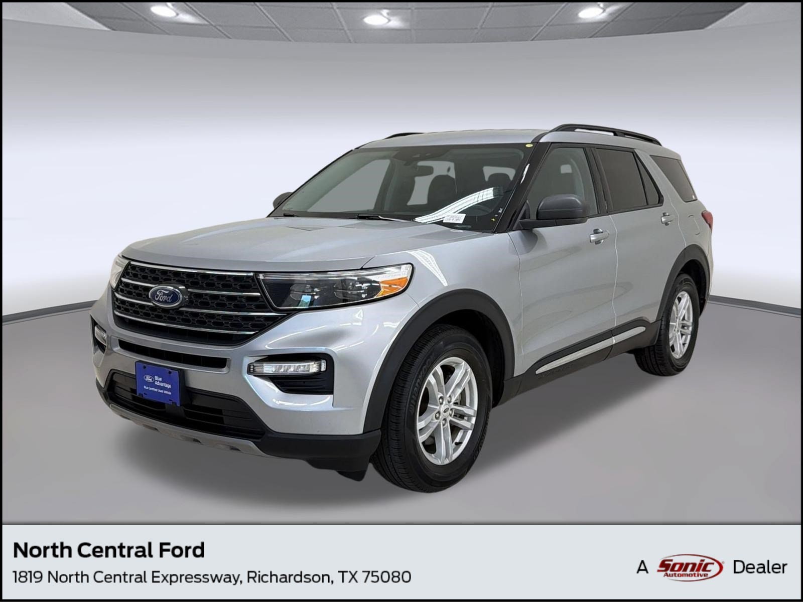 Pre-Owned 2023 Ford Explorer XLT