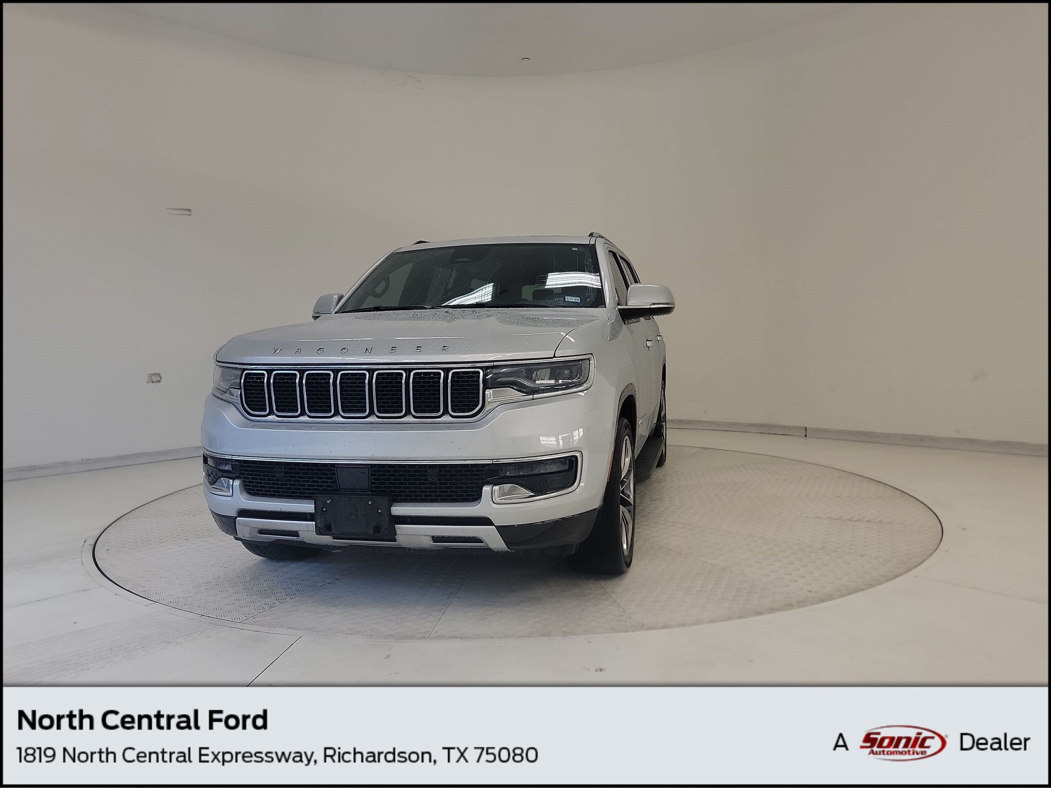 2022 Jeep Wagoneer Series II 4WD photo