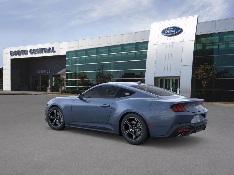 2025 Ford Mustang EcoBoost photo 2