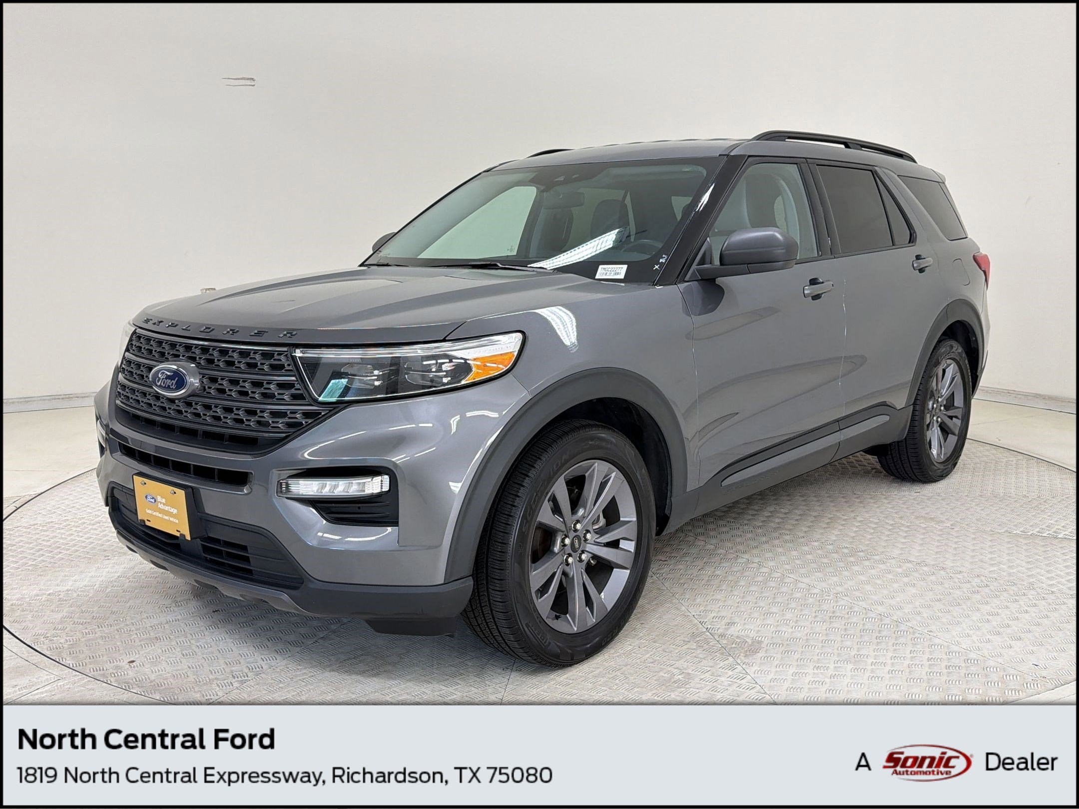 2021 Ford Explorer XLT RWD's photo