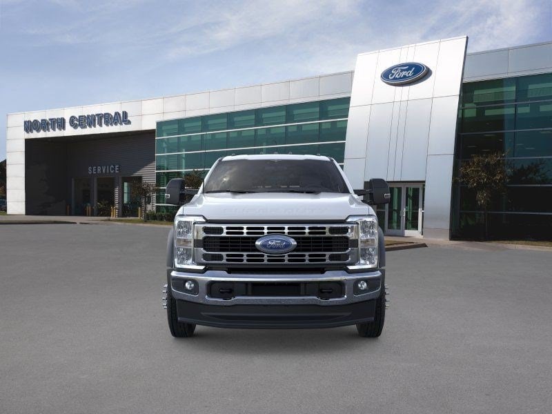 F-550 Chassis F-550&reg; XL Truck Crew Cab