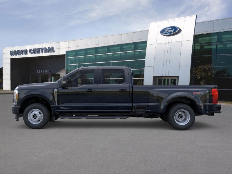 2026 Ford F-350 XL photo 3