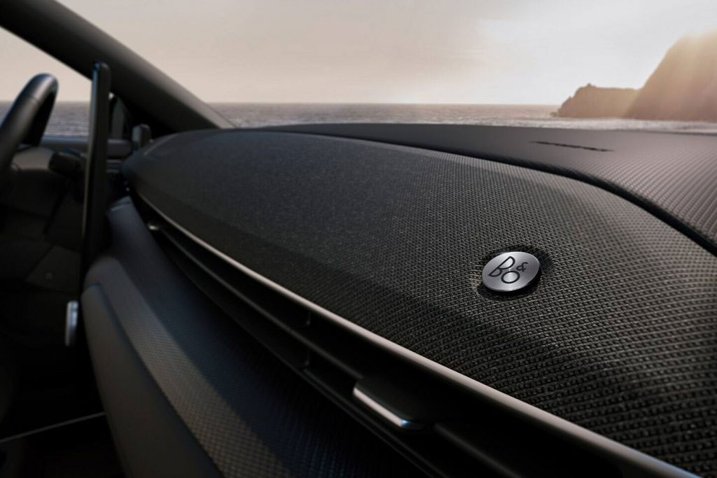 2021 Ford Mustang Mach-E B & O Sound System