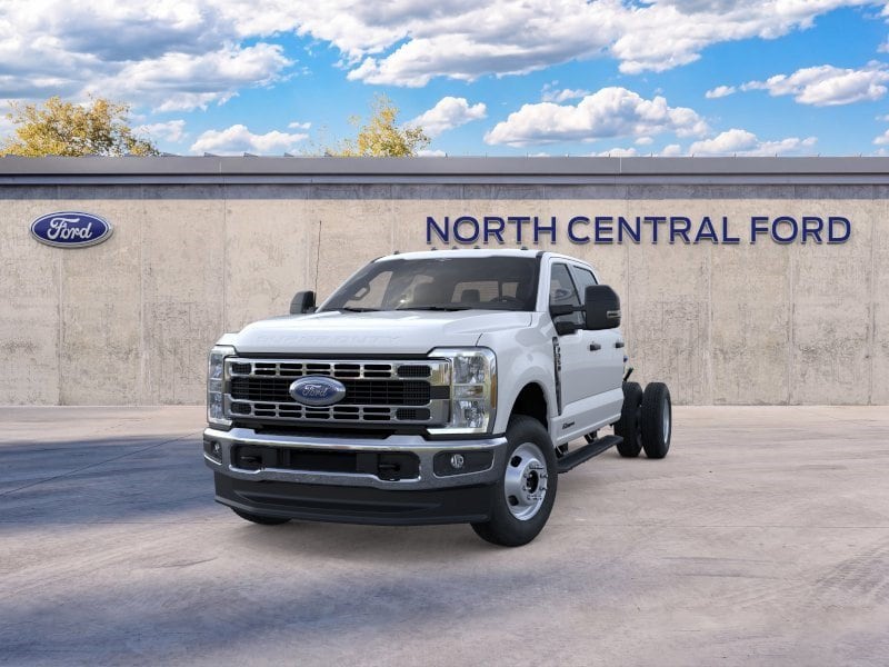 F-350 Chassis F-350&reg; XL Truck Crew Cab