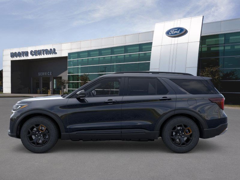 2026 Ford Explorer photo 2