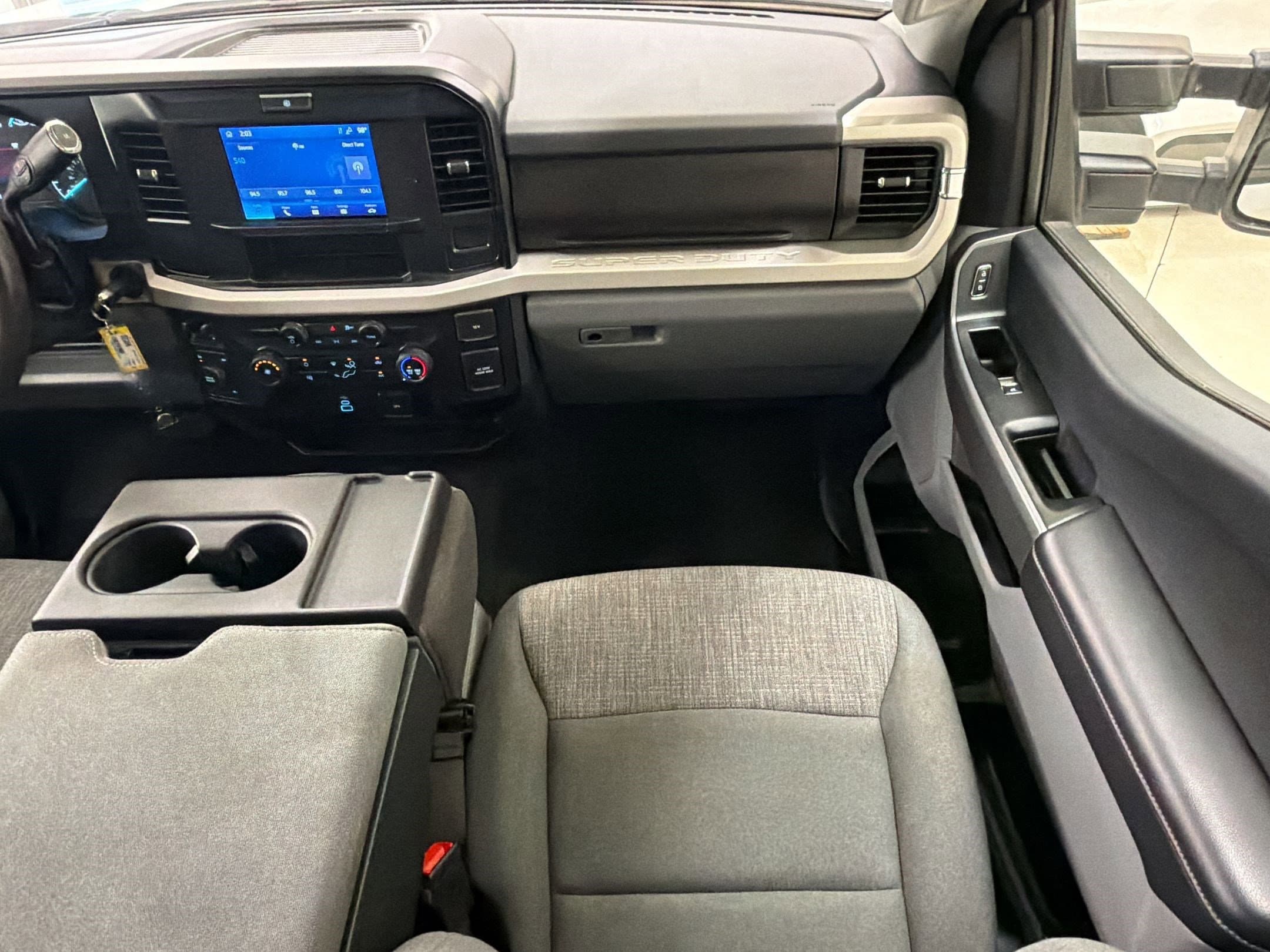 2025 Ford F-250 Super Duty XLT - Photo 27