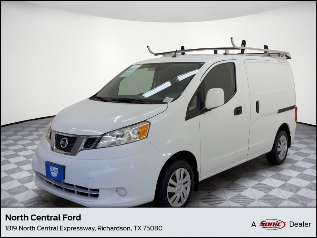 Nissan NV200