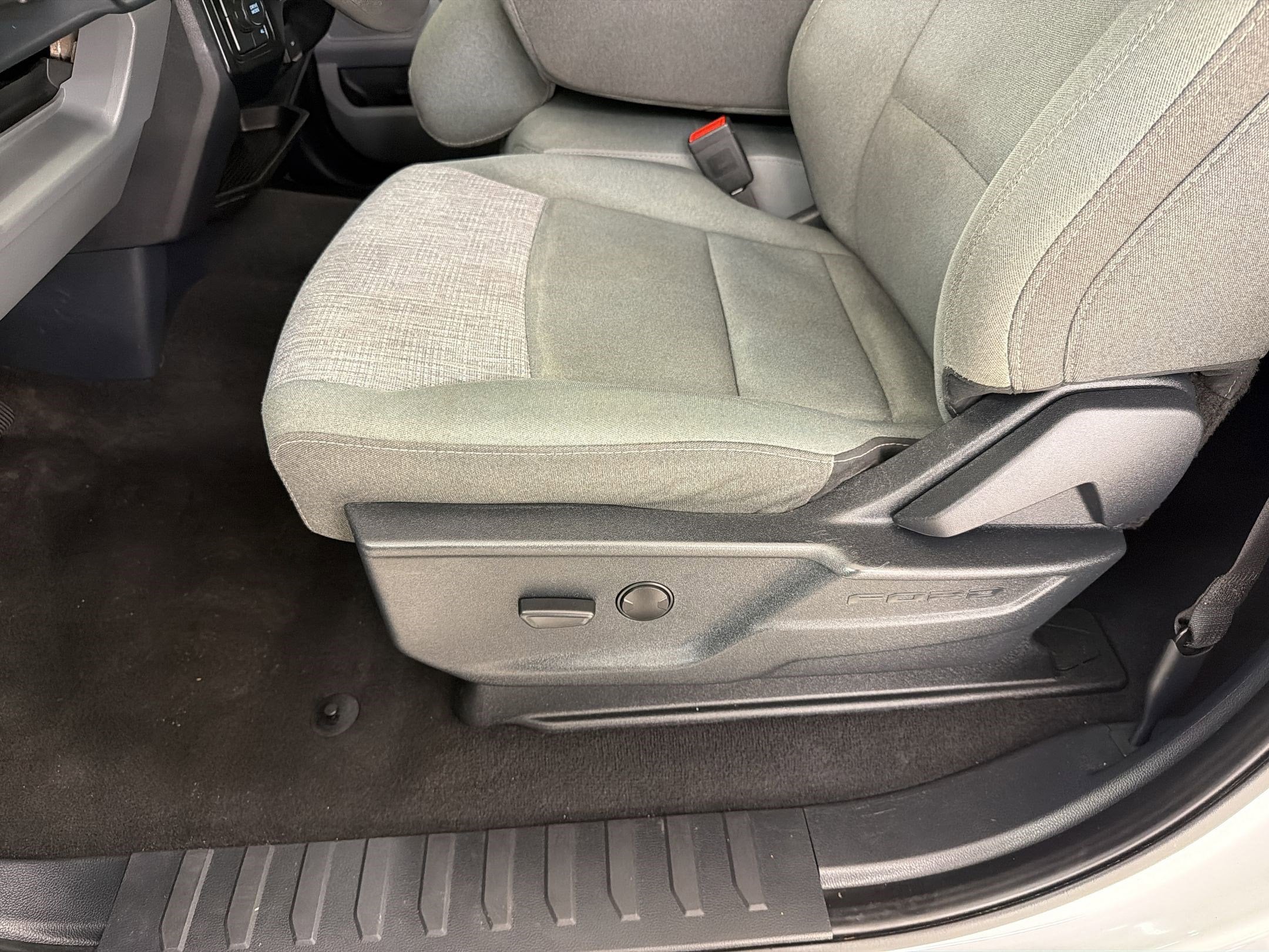 2025 Ford F-250 Super Duty XLT - Photo 13