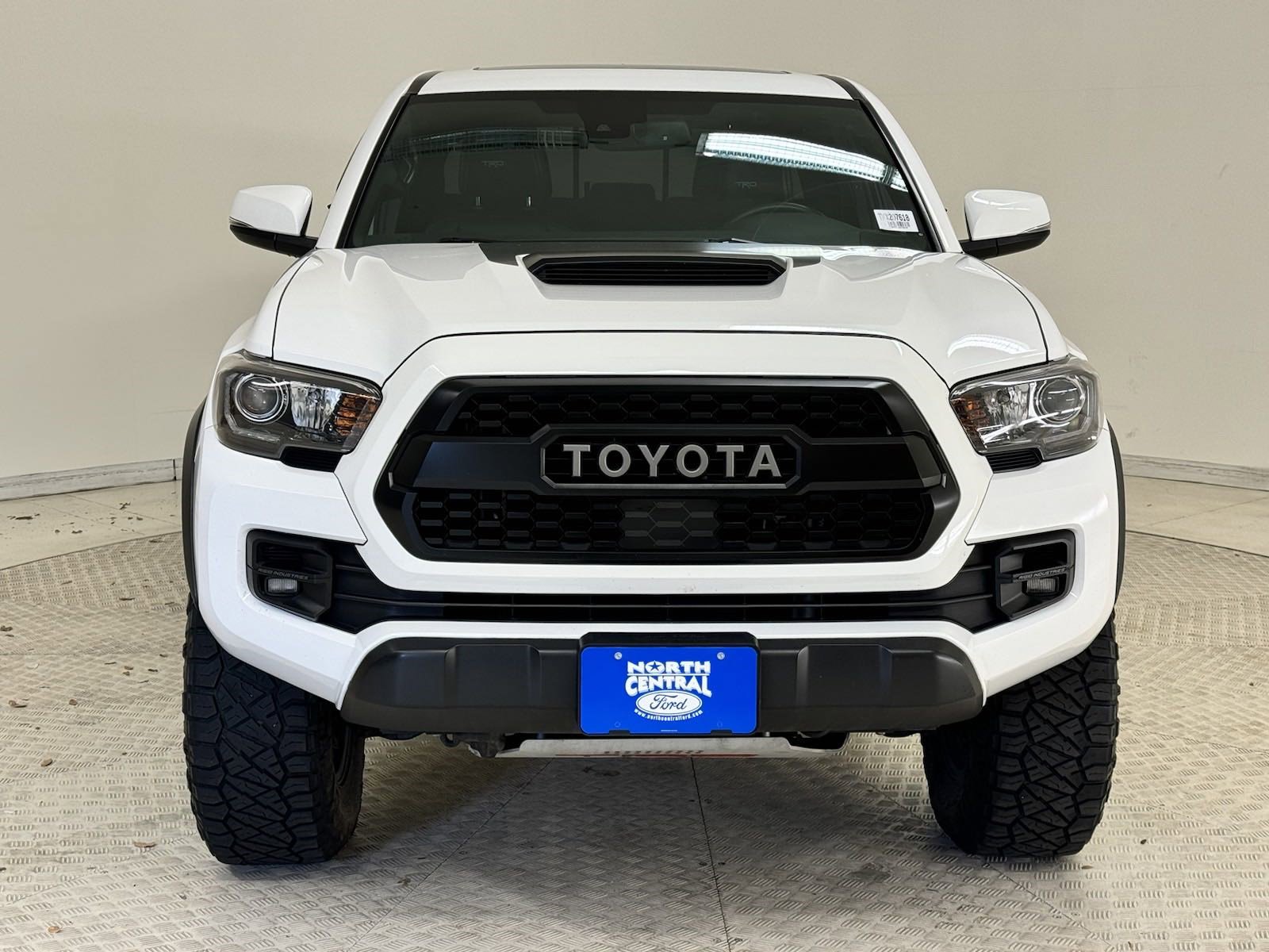 Used 2019 Toyota Tacoma TRD Pro with VIN 5TFCZ5AN7KX207618 for sale in Richardson, TX