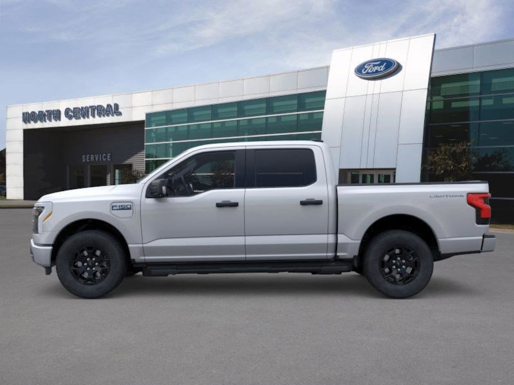 New 2025 Ford F-150 Lightning XLT TRUCK