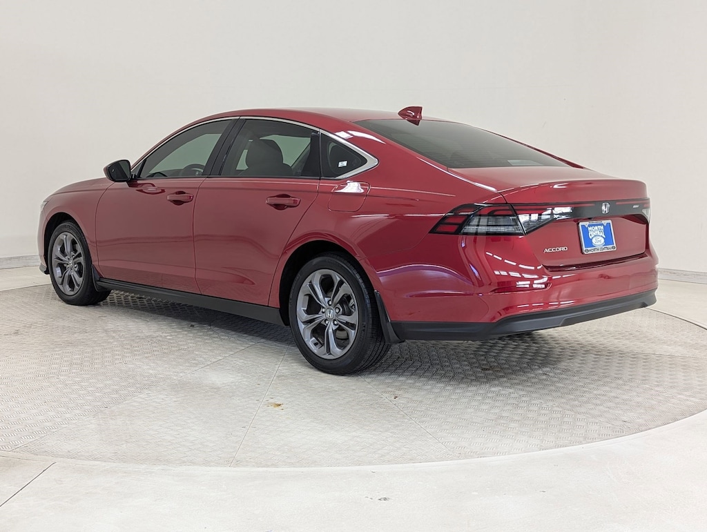 Used 2024 Honda Accord EX Sedan