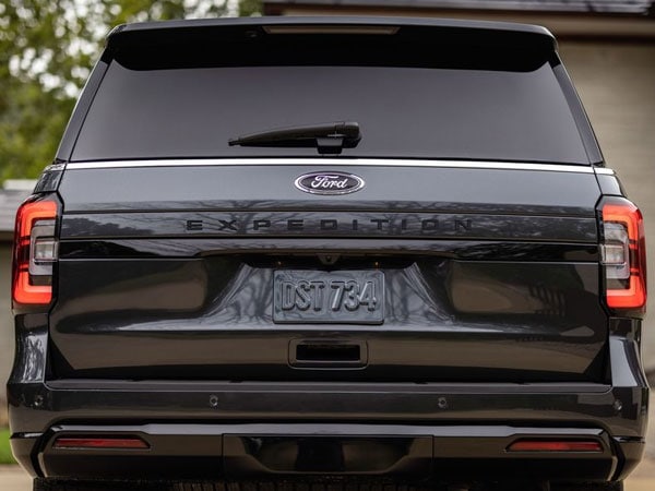 2022 Ford Expedition Rear Angle