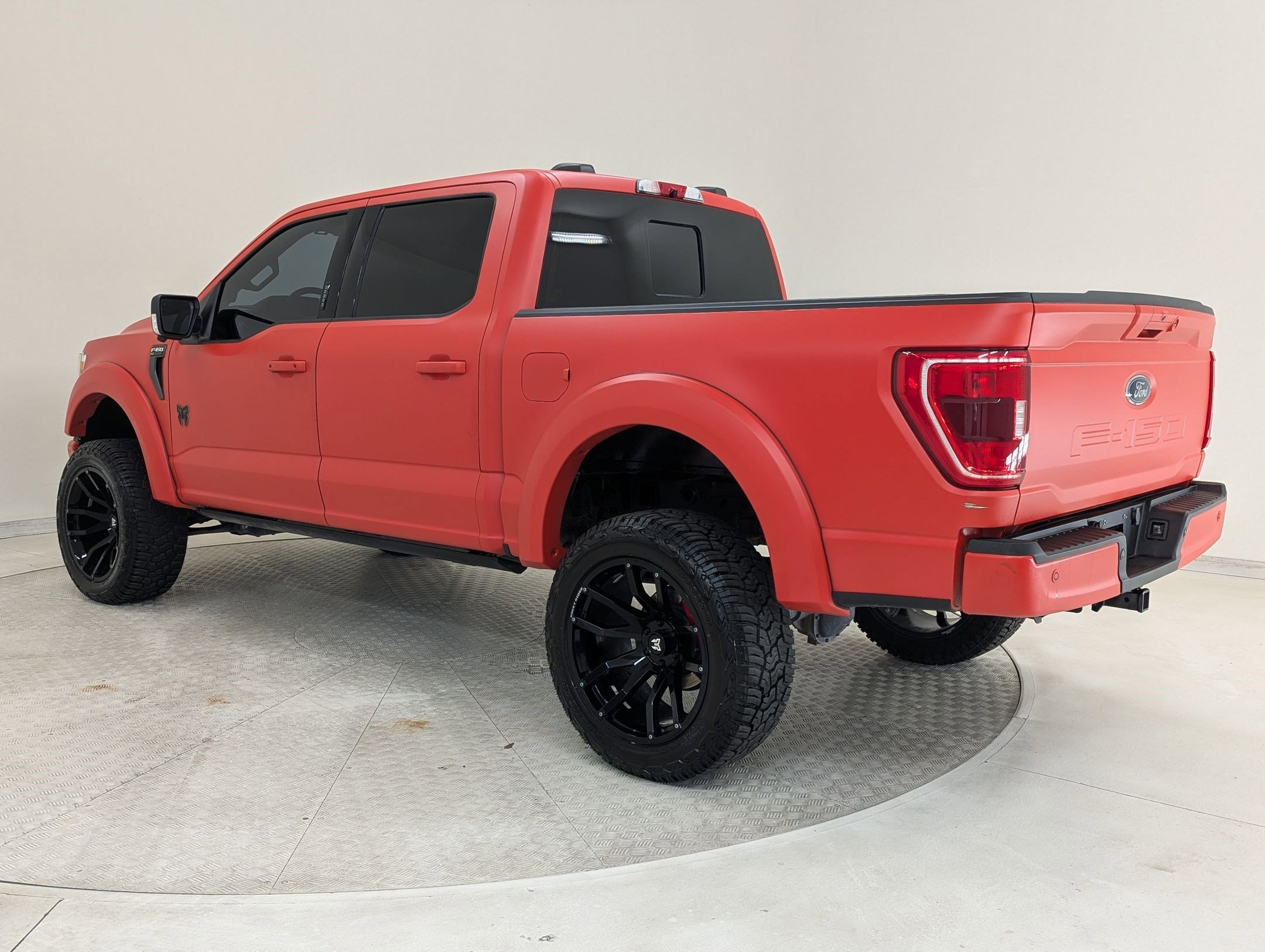 2023 Ford F-150 XLT photo 3