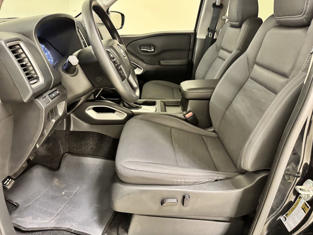 Used 2023 Nissan Frontier SV Truck Crew Cab