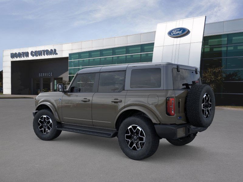 2025 Ford Bronco Outer Banks photo 4