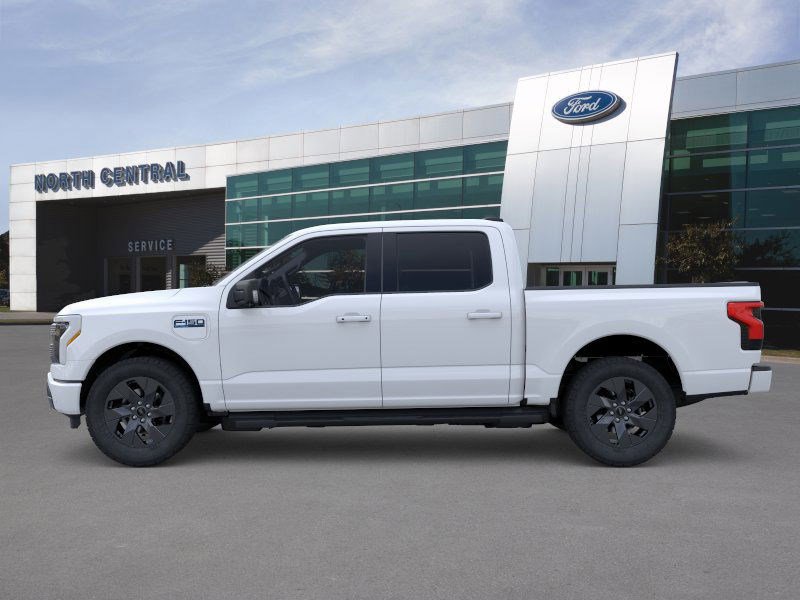 2025 Ford F-150 Lightning photo 2