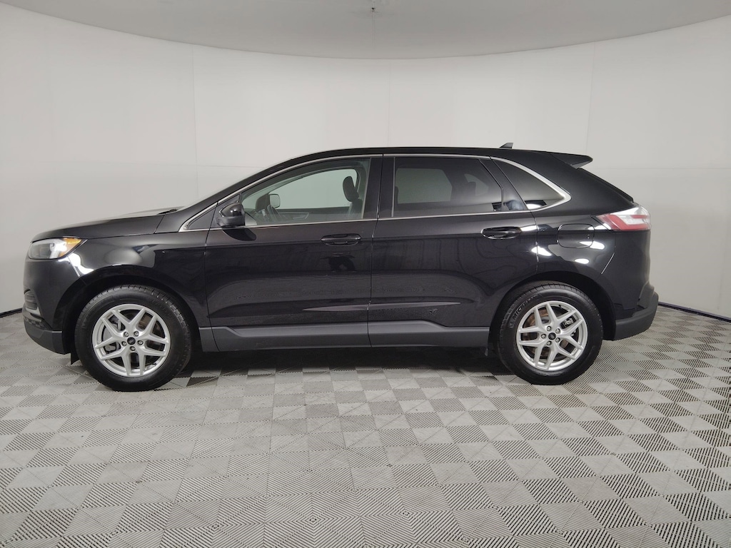 Used 2024 Ford Edge SEL SUV