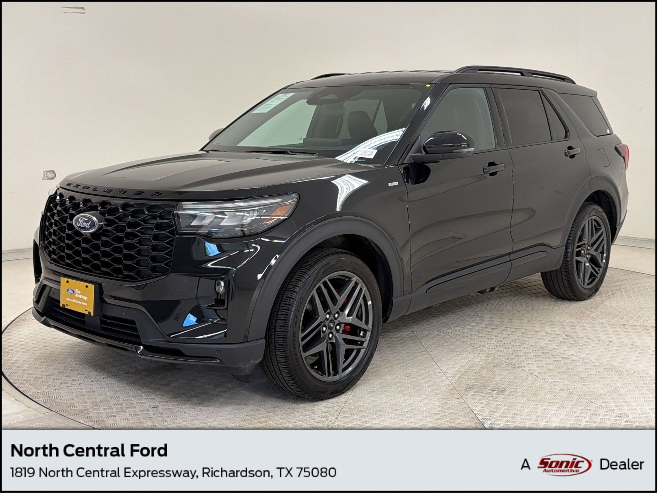 2025 Ford Explorer ST-LINE 4WD (PL535)'s photo