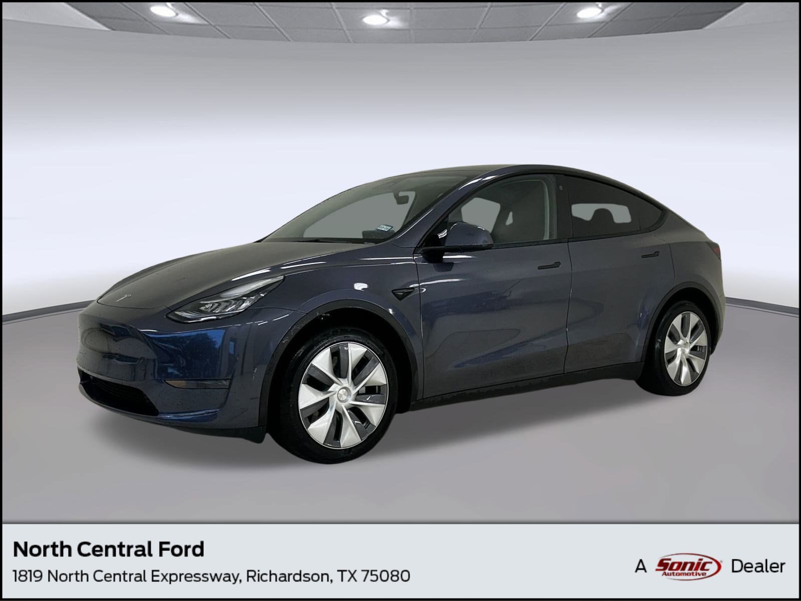 2023 Tesla Model Y Long Range's photo