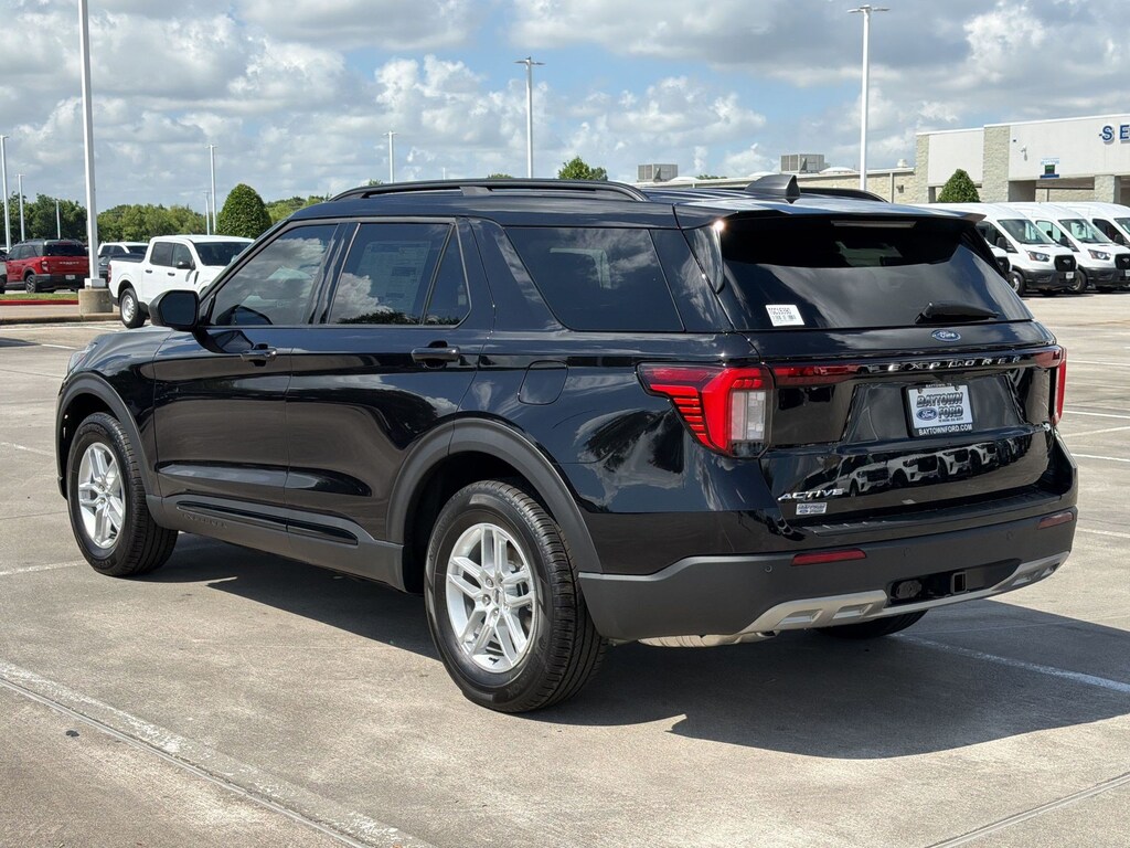 New 2026 Ford Explorer Active SUV