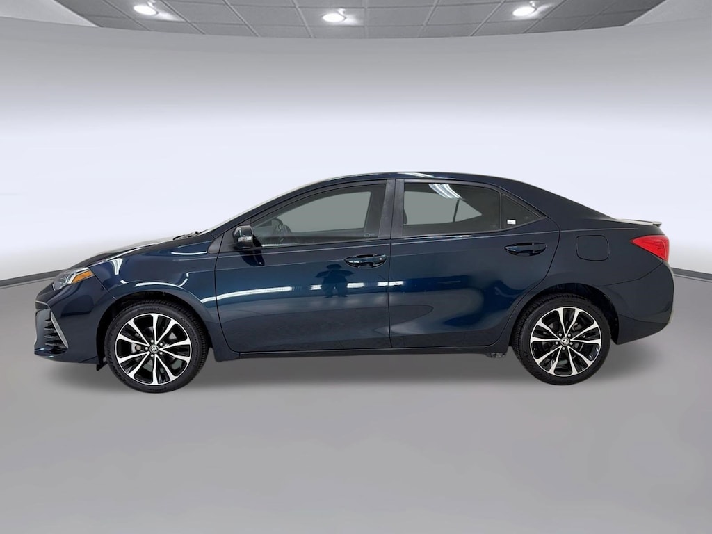Used 2019 Toyota Corolla SE Sedan