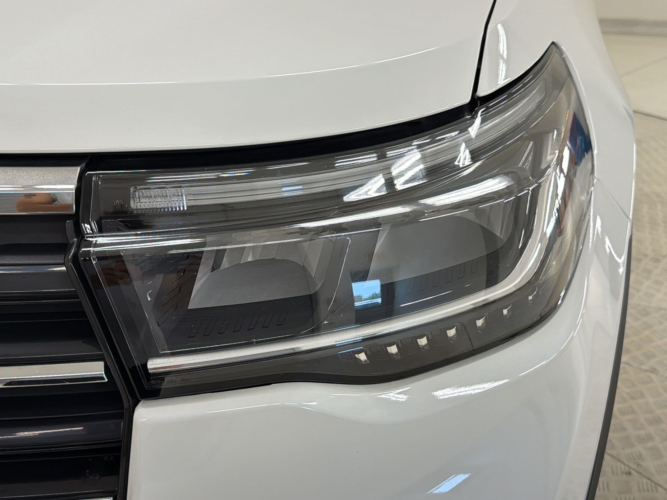 2025 Ford Explorer Active - Photo 12