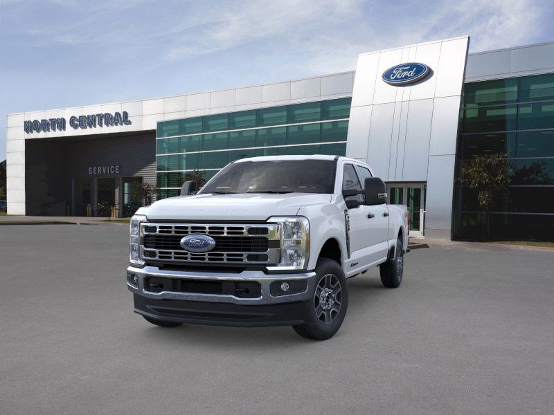 2025 Ford F-250 XLT photo 2