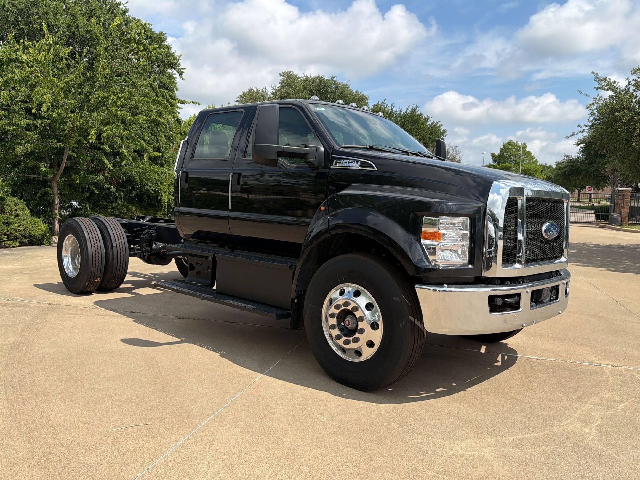 F-650 Diesel Base Truck Crew Cab