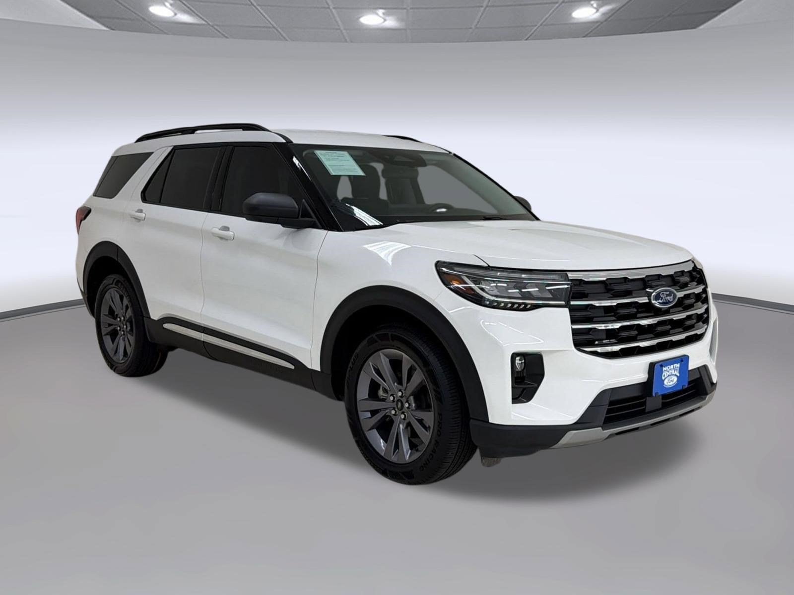 2025 Ford Explorer Active - Photo 7
