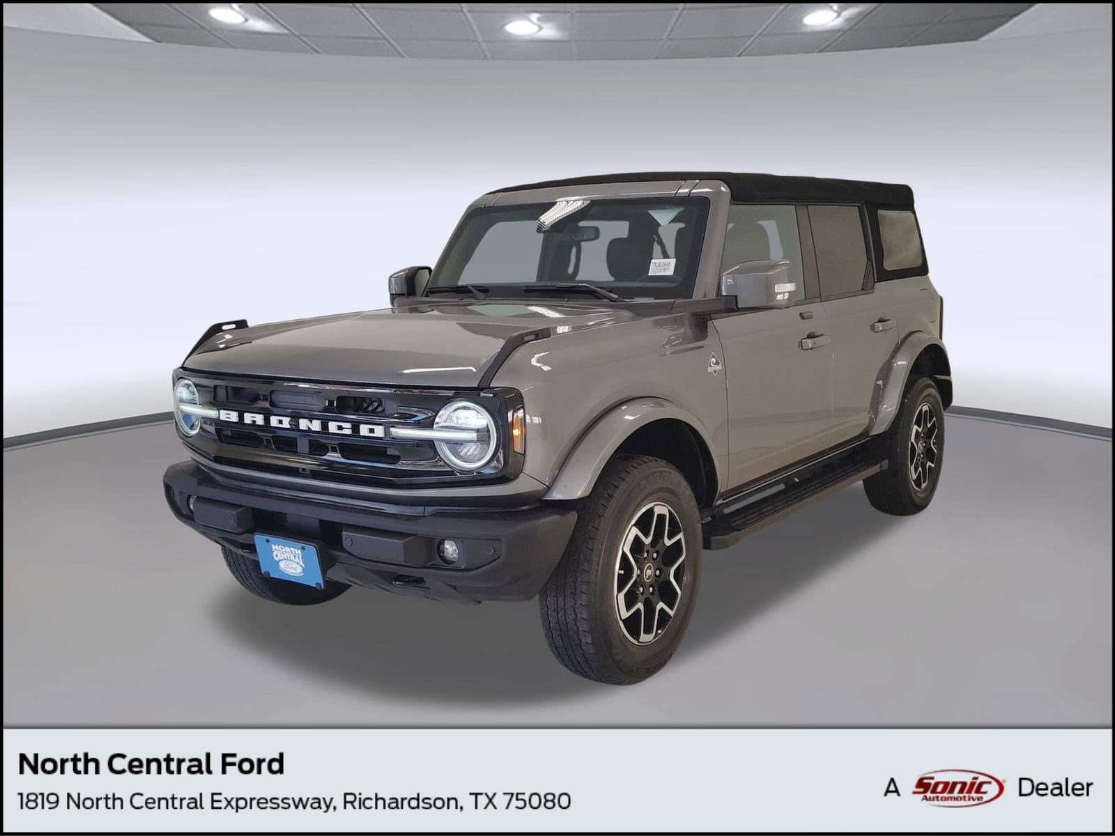 2021 Ford Bronco 4-Door Outer Banks's photo