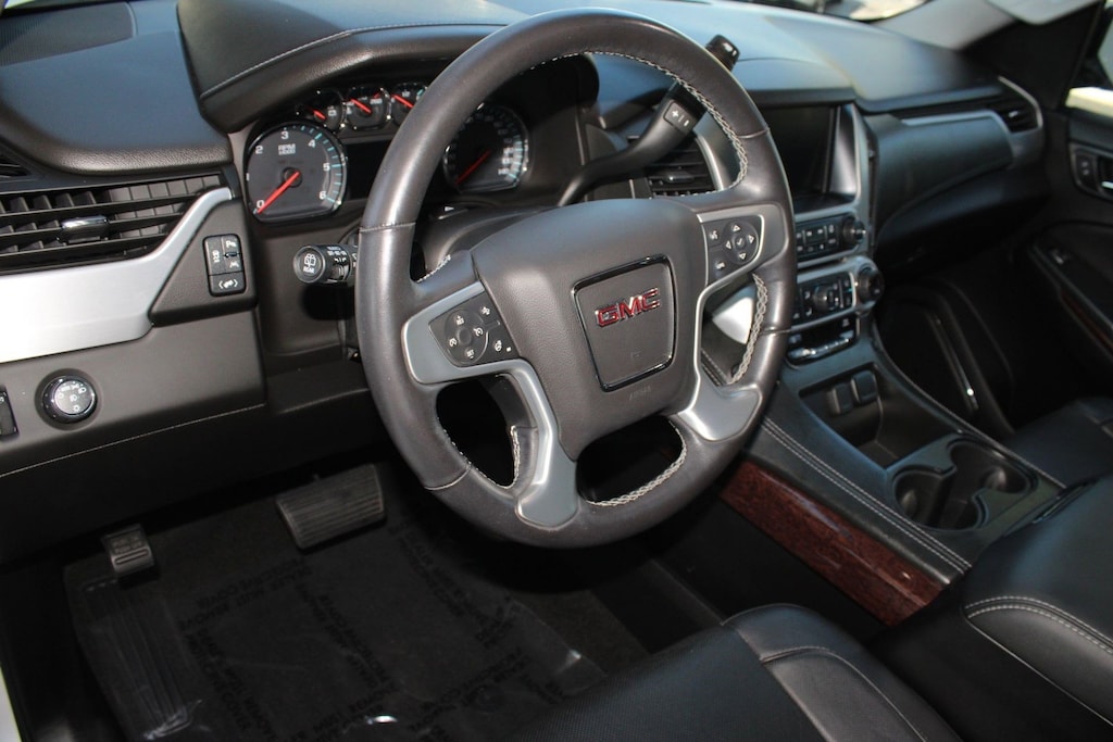 Used 2018 GMC Yukon SLT SUV