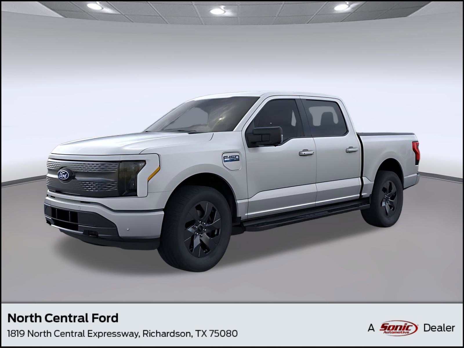 2025 Ford F-150 Lightning Flash's photo