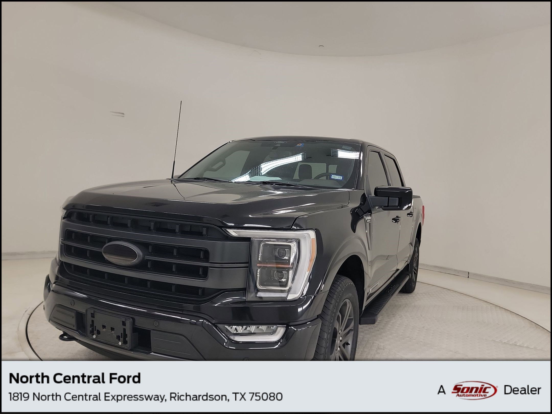 2022 Ford F-150 Lariat 4x4 SuperCrew 5-1/2 Box's photo