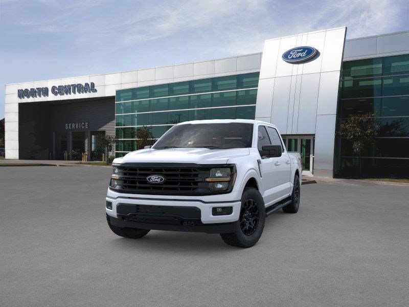 2025 Ford F-150 XLT photo 2