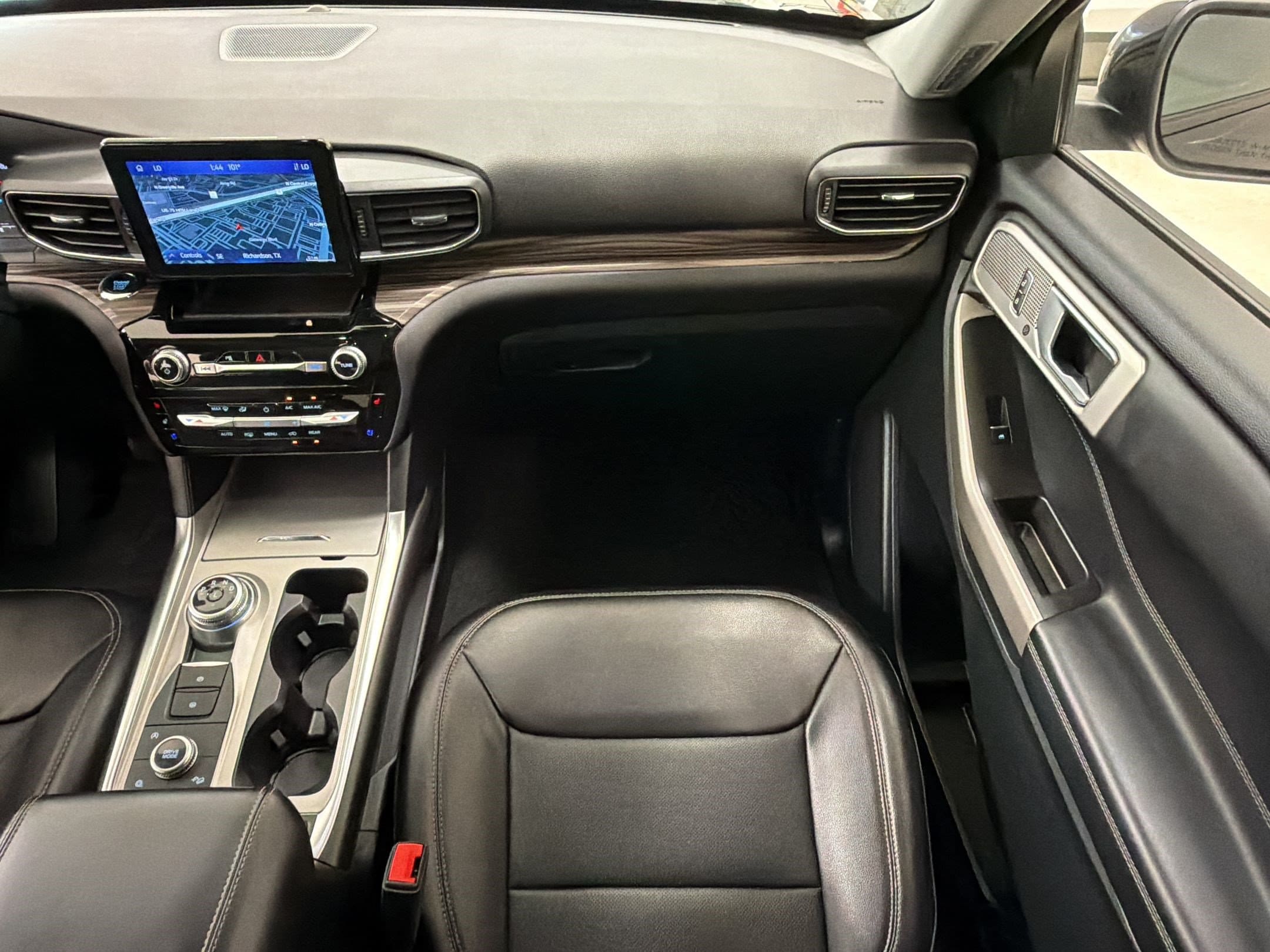 2024 Ford Explorer Limited - Photo 31