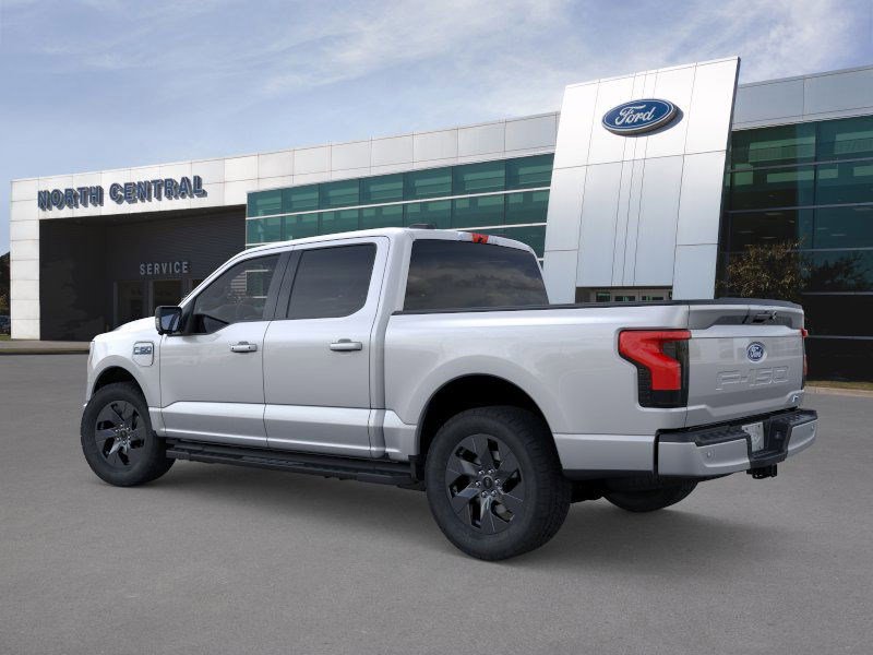 2025 Ford F-150 Lightning photo 3