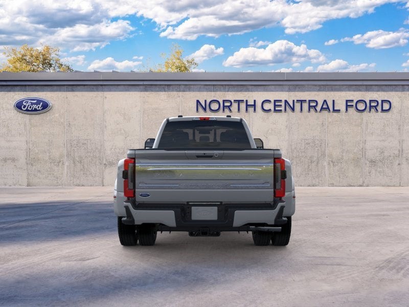 F-450 F-450&reg; Platinum&reg; Truck Crew Cab