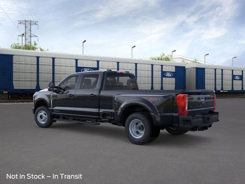 2026 Ford F-350 photo 3