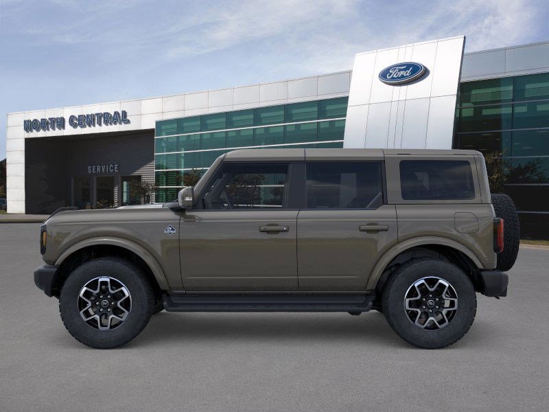 2025 Ford Bronco Outer Banks photo 3
