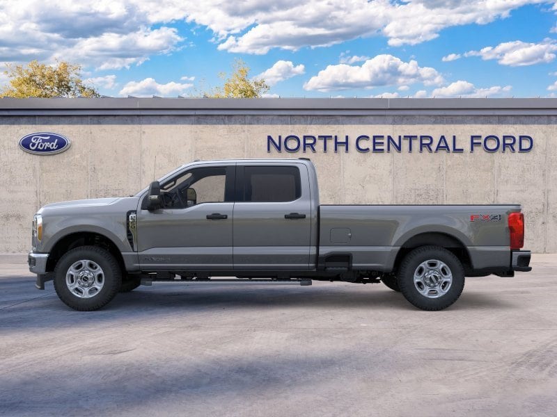 F-350 F-350&reg; XLT Truck Crew Cab
