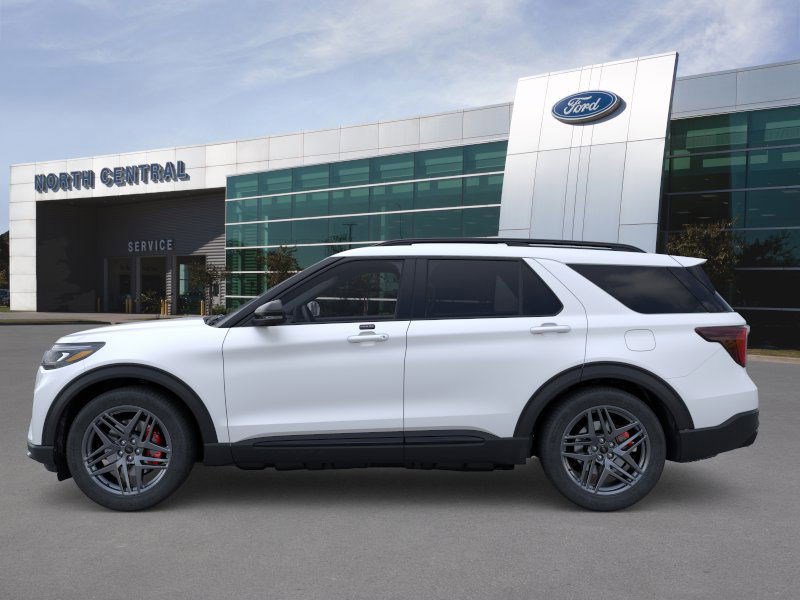 2026 Ford Explorer ST photo 3