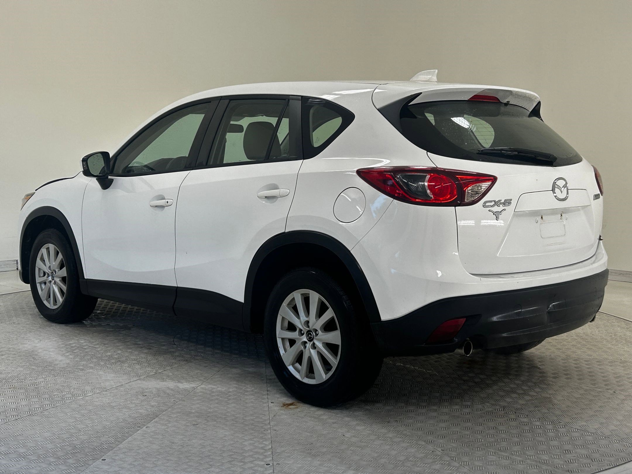 2013 Mazda CX-5 Sport photo 2