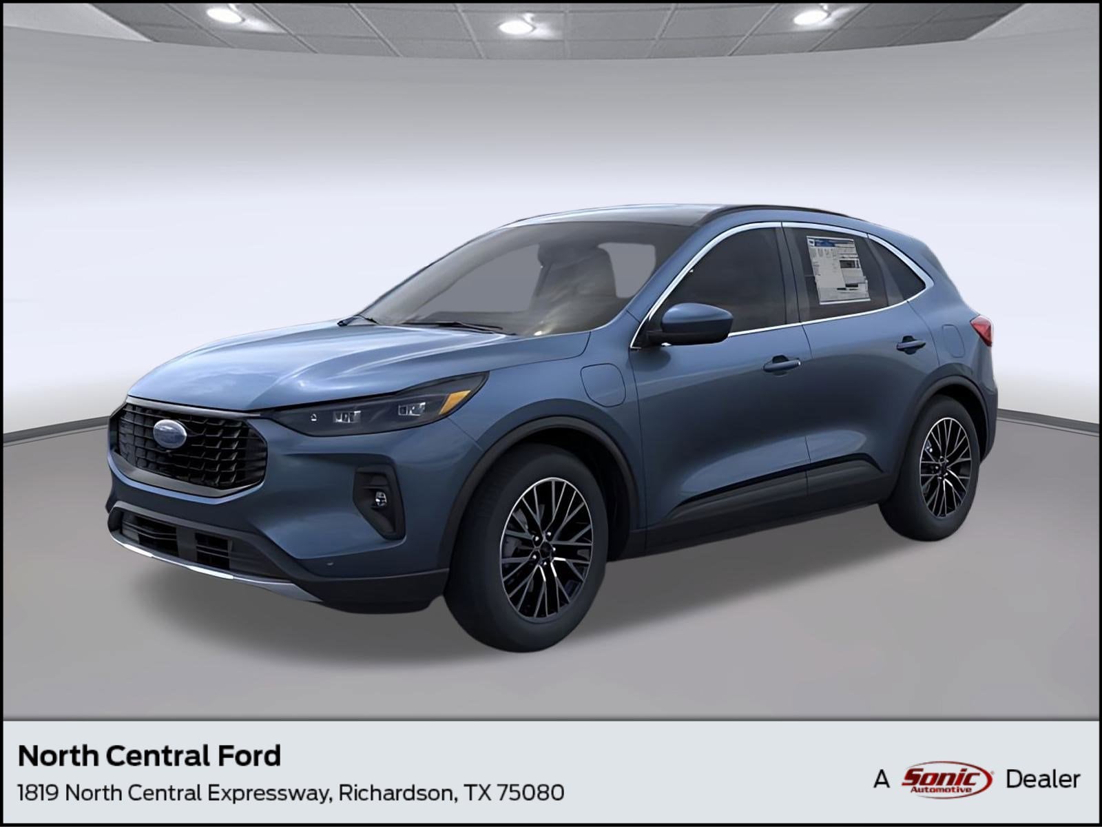 2025 Ford Escape PHEV's photo