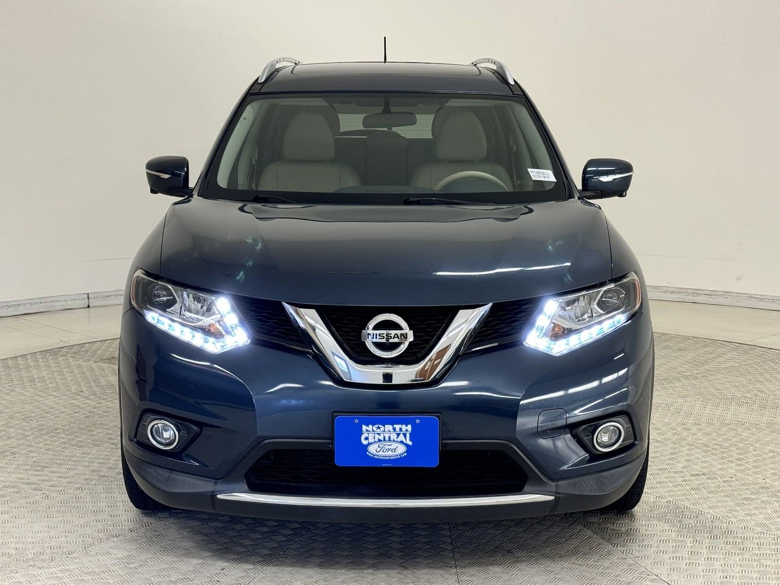 Used 2015 Nissan Rogue SL with VIN 5N1AT2MT6FC865411 for sale in Richardson, TX