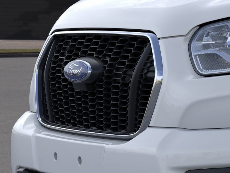 2025 Ford Transit Passenger Van XLT - Photo 17