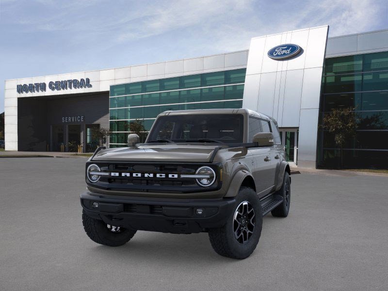 2025 Ford Bronco Outer Banks photo 2